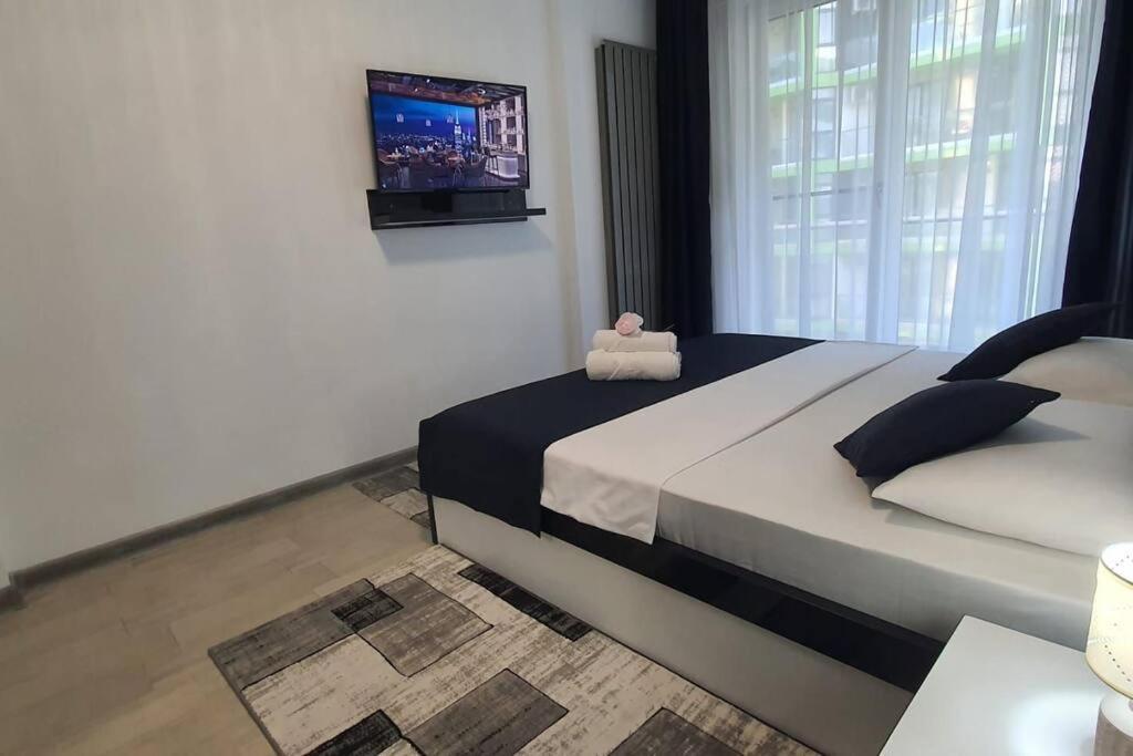 Alezzy Reasort Luxury Apartment 81 Prima Linie La Mare นาโวดาริ ภายนอก รูปภาพ